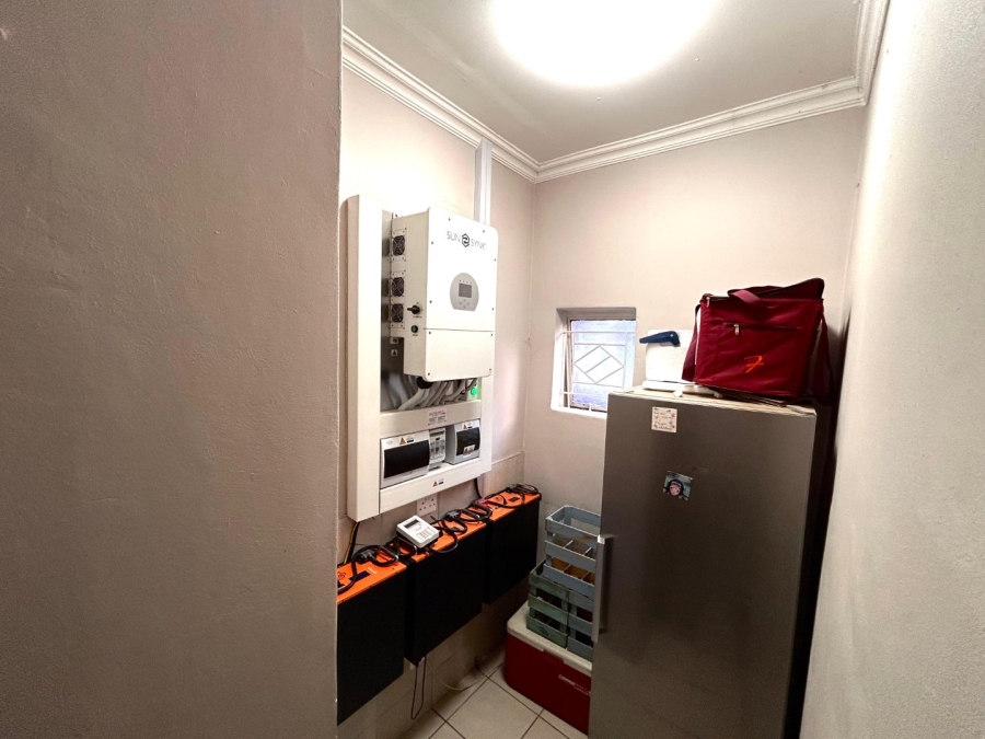 5 Bedroom Property for Sale in Dan Pienaar Free State